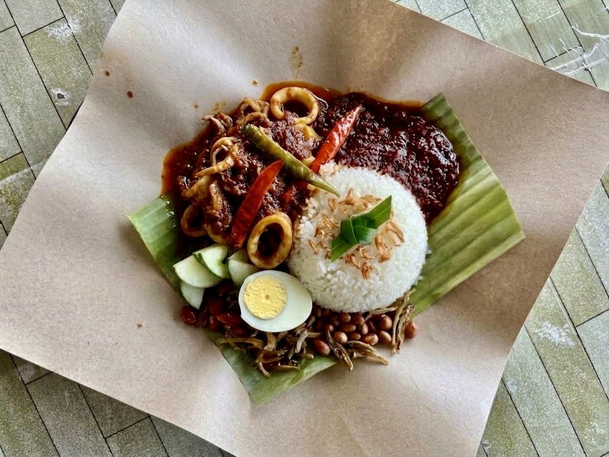 Nasi Lemak Sambal Sotong